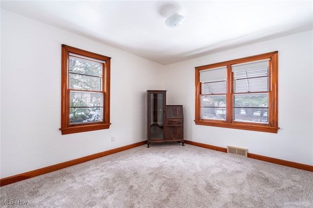 6534 Diana Drive, Poland, OH 44514