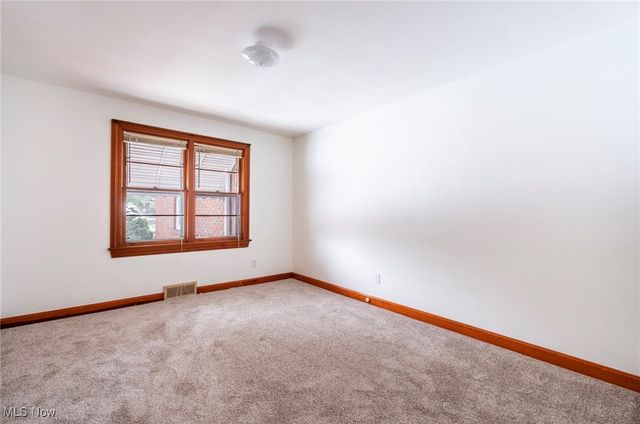 6534 Diana Drive, Poland, OH 44514