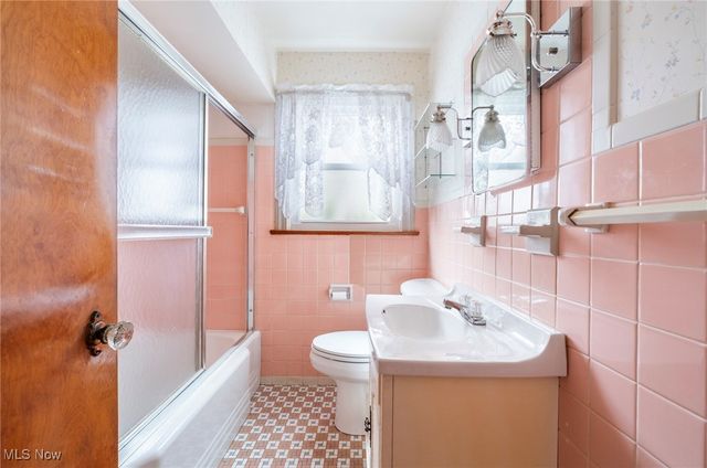 6534 Diana Drive, Poland, OH 44514