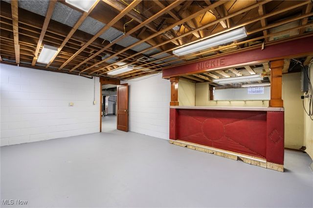 6534 Diana Drive, Poland, OH 44514