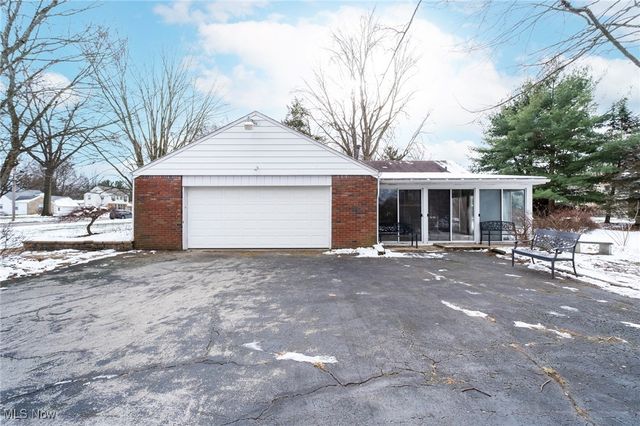 6534 Diana Drive, Poland, OH 44514