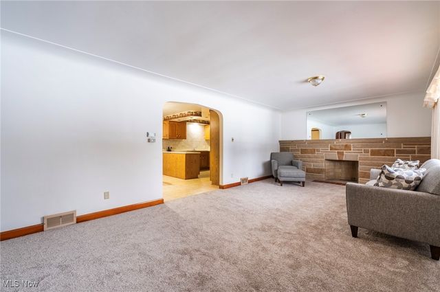 6534 Diana Drive, Poland, OH 44514