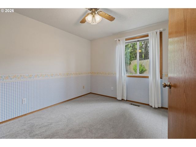 2393 Sw 1ST St, Gresham, OR 97080
