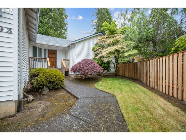 2393 Sw 1ST St, Gresham, OR 97080
