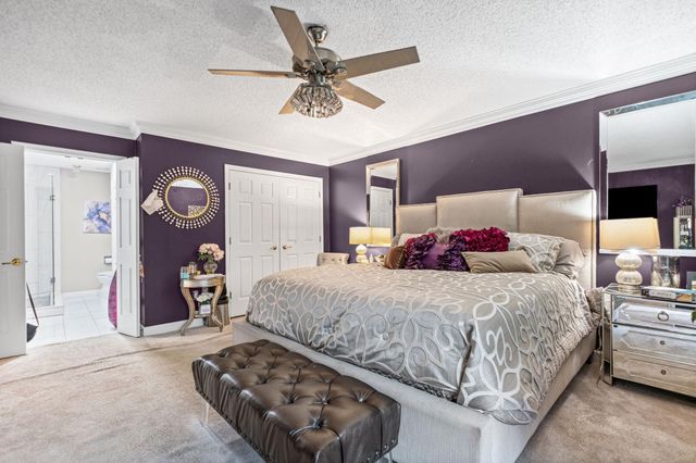 826 CREEKSIDE DR, Memphis, TN 38117