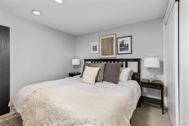 33 Oakridge Drive, Castle Rock, CO 80104