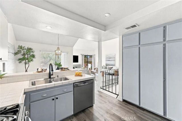 4707 E Via La Paloma 6, Orange, CA 92869