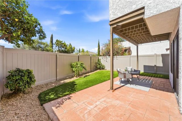 4707 E Via La Paloma 6, Orange, CA 92869
