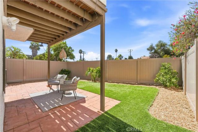 4707 E Via La Paloma 6, Orange, CA 92869