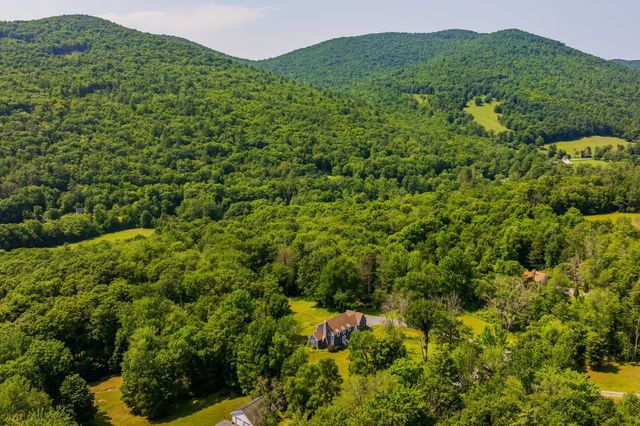 1039 Berwal Road, Arlington, VT 05262