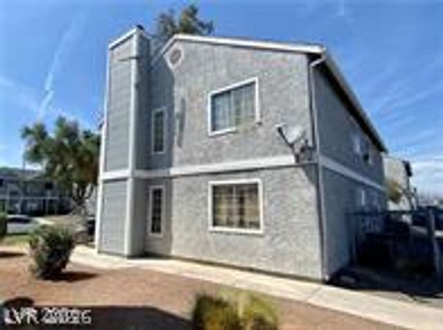 1899 Cosmic Drive, Las Vegas, NV 89115