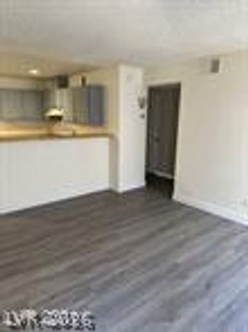 1899 Cosmic Drive, Las Vegas, NV 89115
