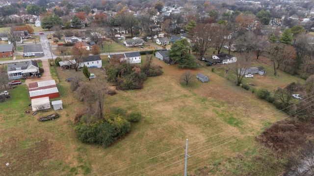 4252 Woods St, Old Hickory, TN 37138