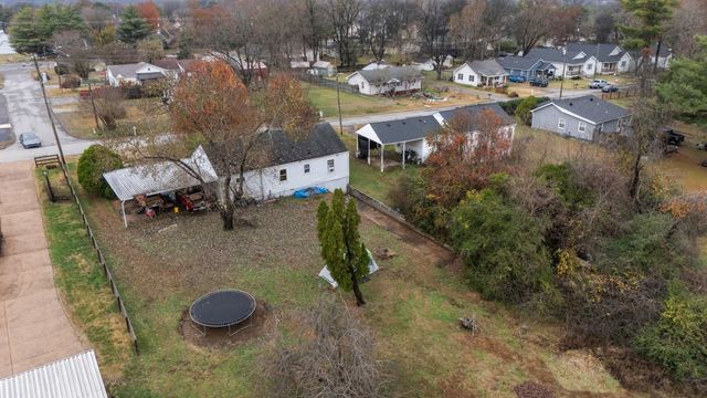 4252 Woods St, Old Hickory, TN 37138