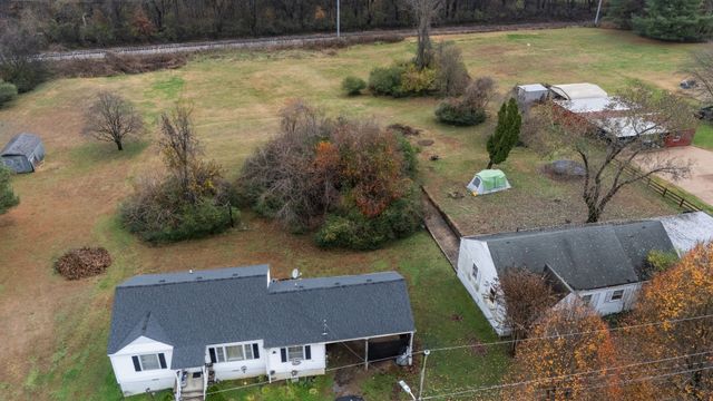 4252 Woods St, Old Hickory, TN 37138