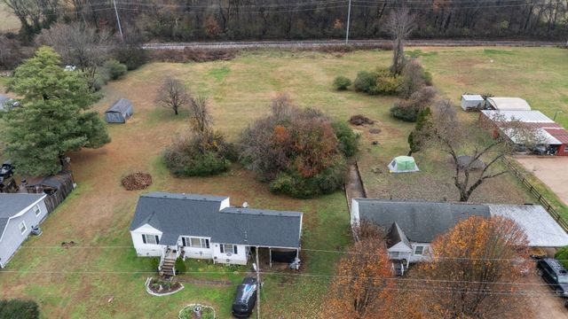 4252 Woods St, Old Hickory, TN 37138