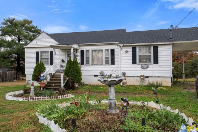 4252 Woods St, Old Hickory, TN 37138