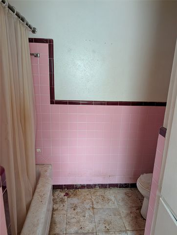 5008 Rector Avenue, Fort Worth, TX 76133