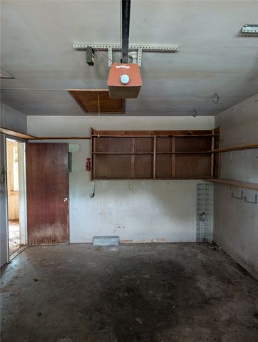 5008 Rector Avenue, Fort Worth, TX 76133