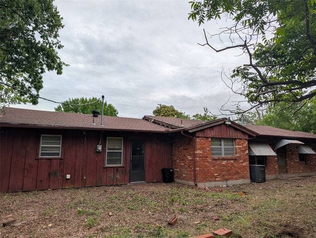 5008 Rector Avenue, Fort Worth, TX 76133