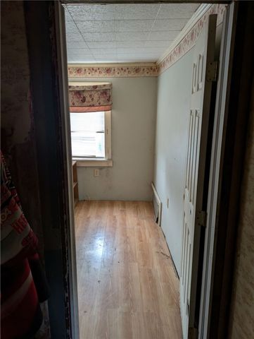 212 Fayette Ave, Luzerne Twp, PA 15444