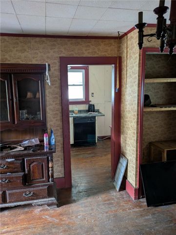 212 Fayette Ave, Luzerne Twp, PA 15444