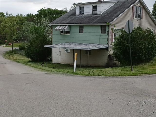 212 Fayette Ave, Luzerne Twp, PA 15444