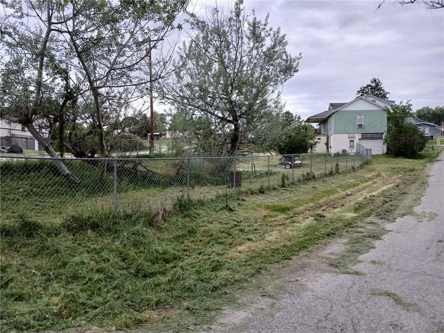 212 Fayette Ave, Luzerne Twp, PA 15444