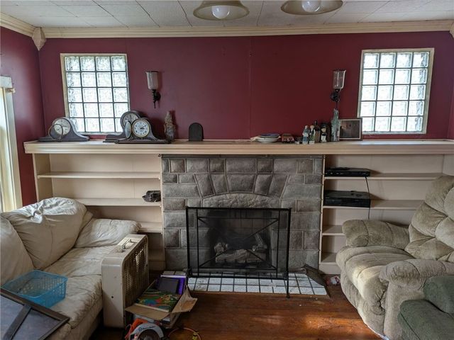 212 Fayette Ave, Luzerne Twp, PA 15444