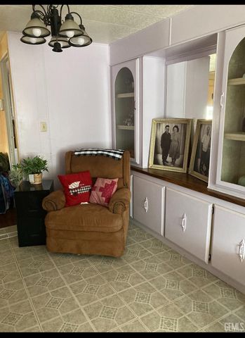 3000 S Chester Avenue 46, Bakersfield, CA 93304