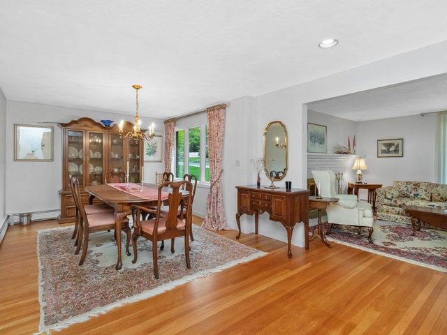 38 Greenwood Lane, Waltham, MA 02451