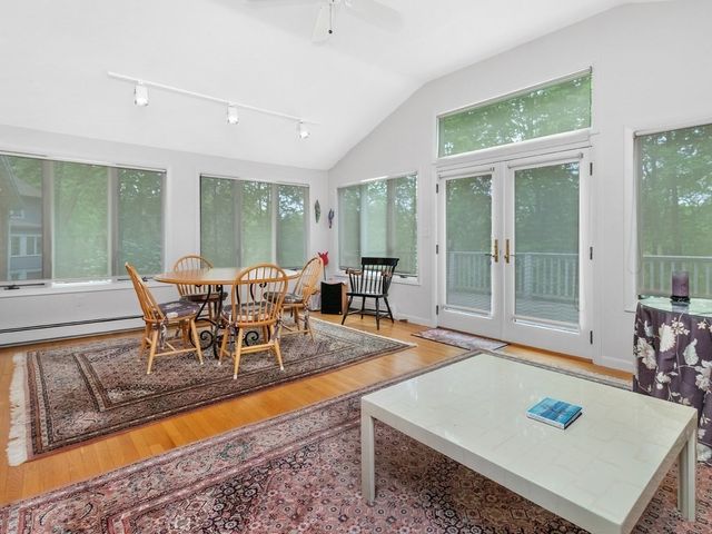 38 Greenwood Lane, Waltham, MA 02451
