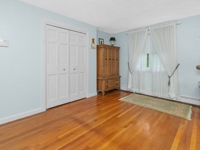 38 Greenwood Lane, Waltham, MA 02451