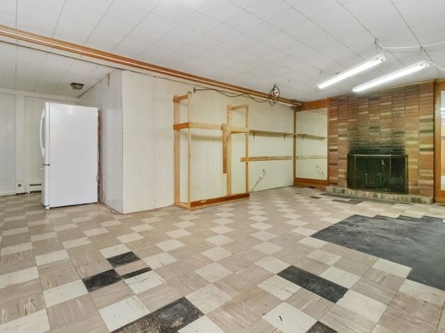 38 Greenwood Lane, Waltham, MA 02451