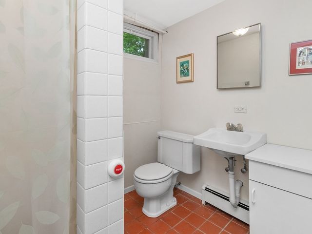 38 Greenwood Lane, Waltham, MA 02451