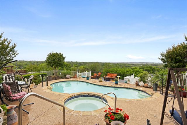 11432 Northview Drive, Fort Worth, TX 76008