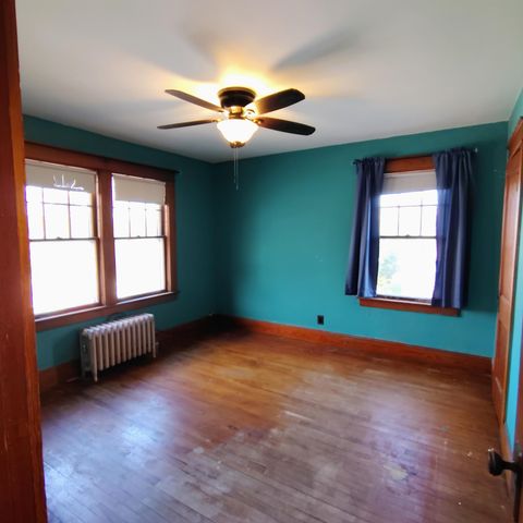 25 Laurel Street, Berlin, NH 03570