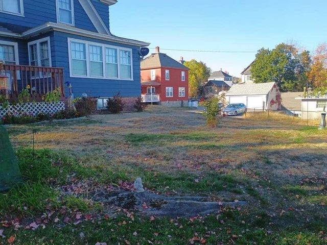 25 Laurel Street, Berlin, NH 03570