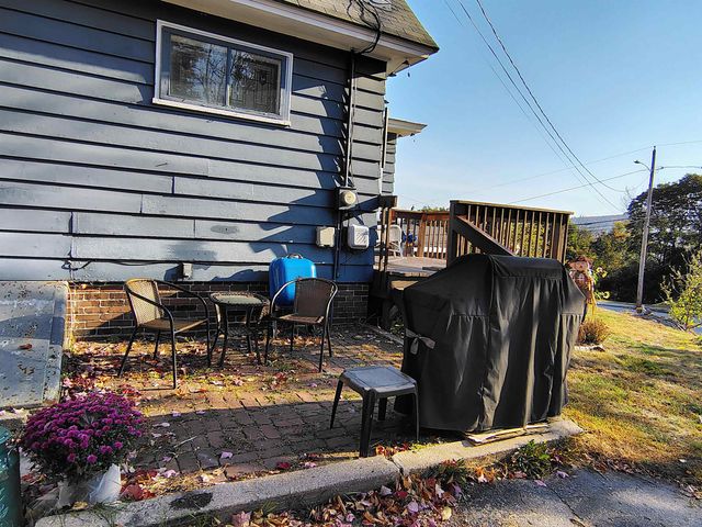 25 Laurel Street, Berlin, NH 03570