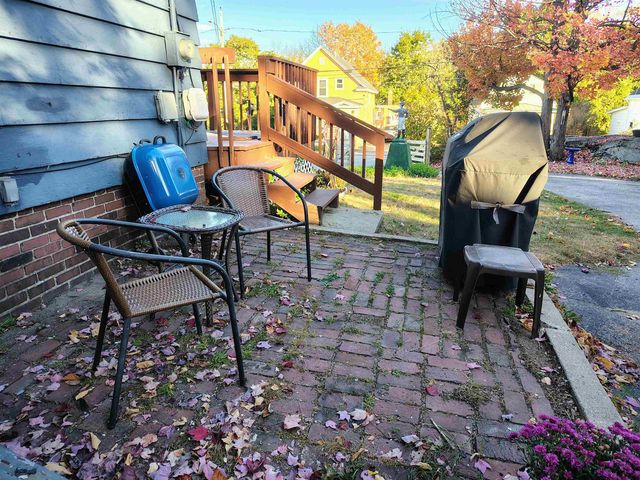 25 Laurel Street, Berlin, NH 03570