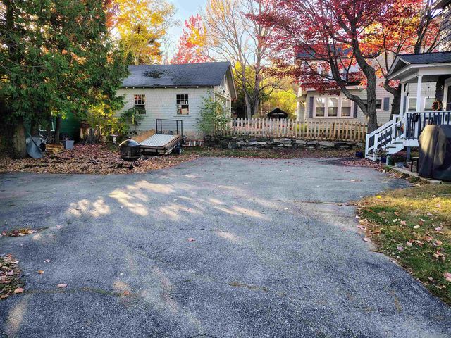 25 Laurel Street, Berlin, NH 03570