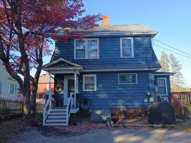 25 Laurel Street, Berlin, NH 03570