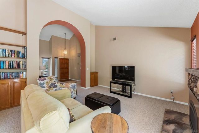10565 Strathmore Dr, Santee, CA 92071