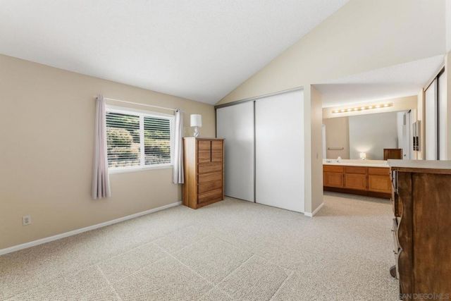 10565 Strathmore Dr, Santee, CA 92071