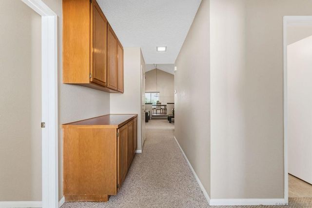 10565 Strathmore Dr, Santee, CA 92071