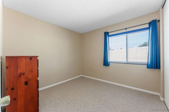 10565 Strathmore Dr, Santee, CA 92071