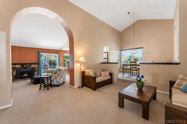 10565 Strathmore Dr, Santee, CA 92071