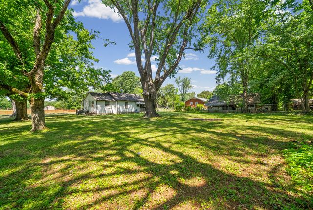 6190 Eatons Creek Rd, Joelton, TN 37080