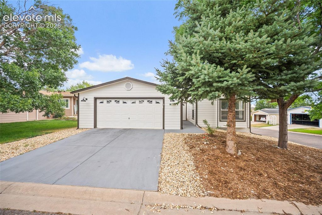 7705 Valley Quail Point, Colorado Springs, CO 80922 — exterior