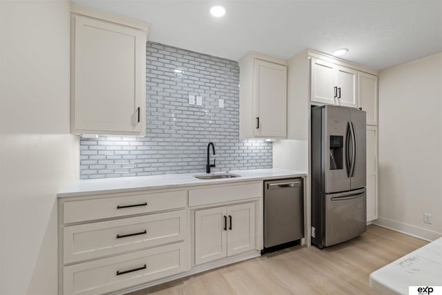 7816 N 160th Circle, Bennington, NE 68007